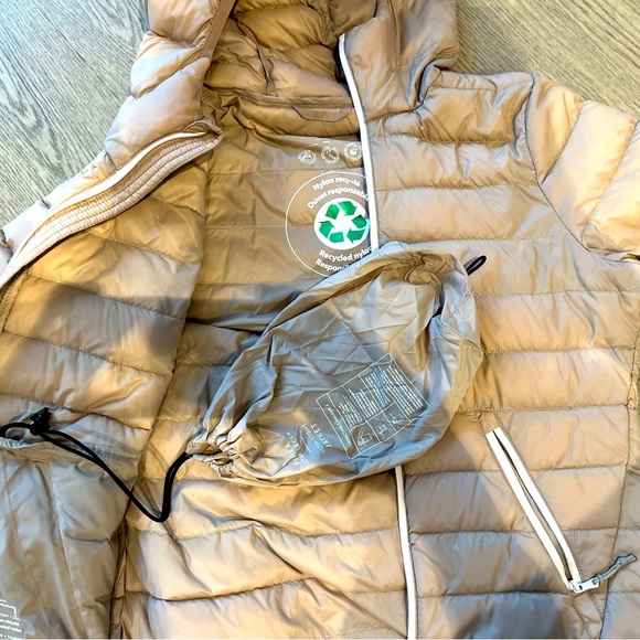 Packable Puffer Jacket - Picture 5 of 7